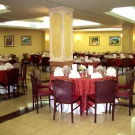 فندق Akrabello 3*