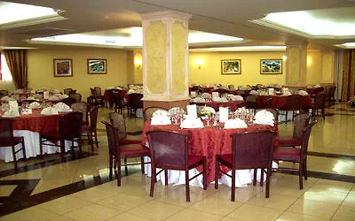 Akrabello 3*