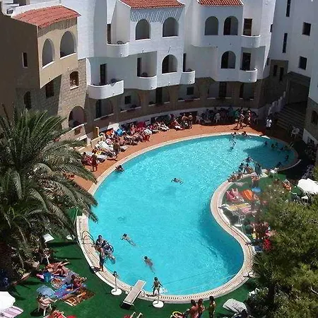 Hotel Akrabello 3*