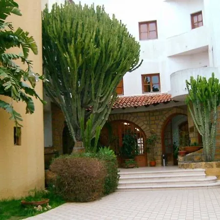 Akrabello Hotel 3*