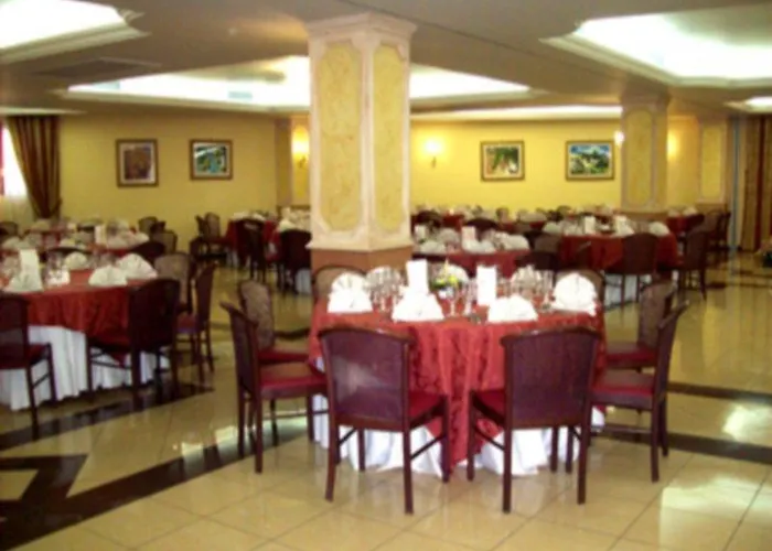 Hotel Akrabello 3*